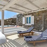 Villa Chaniotis Jacuzzi & Pool