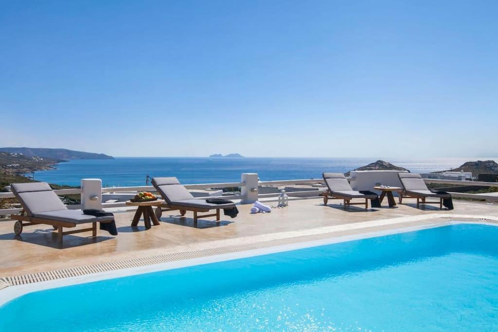 Villa Chaniotis Jacuzzi & Pool *